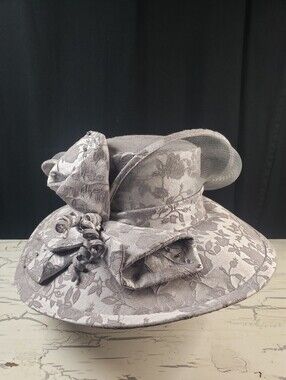 ML Studio Church Hat in Metallic Silver & Gray Floral Jacquard - OS (Size 7)